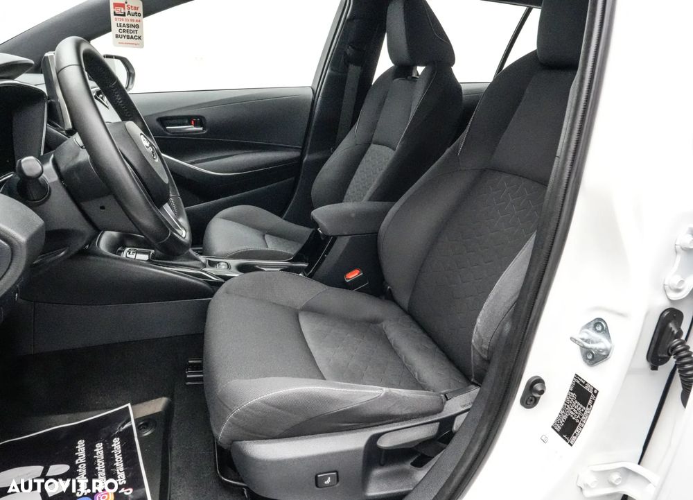 Toyota Corolla 1.8 HSD Dynamic - 13