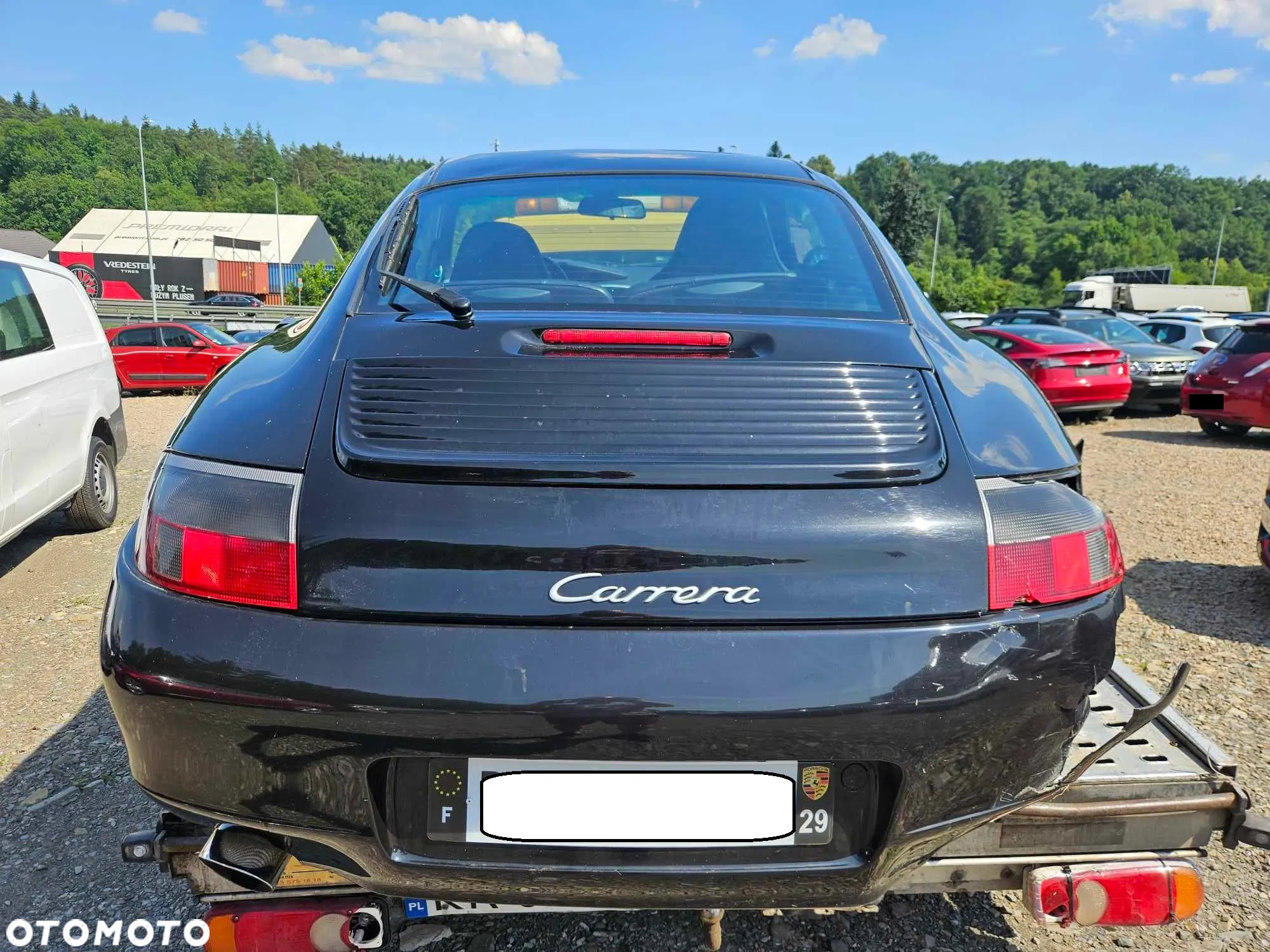 Porsche 911 Carrera - 8