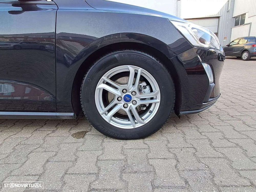 Ford Focus - 42