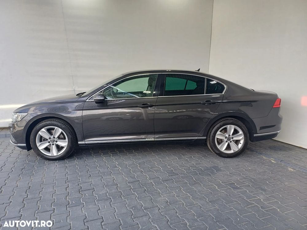 Volkswagen Passat 2.0 TDI DSG Highline - 3