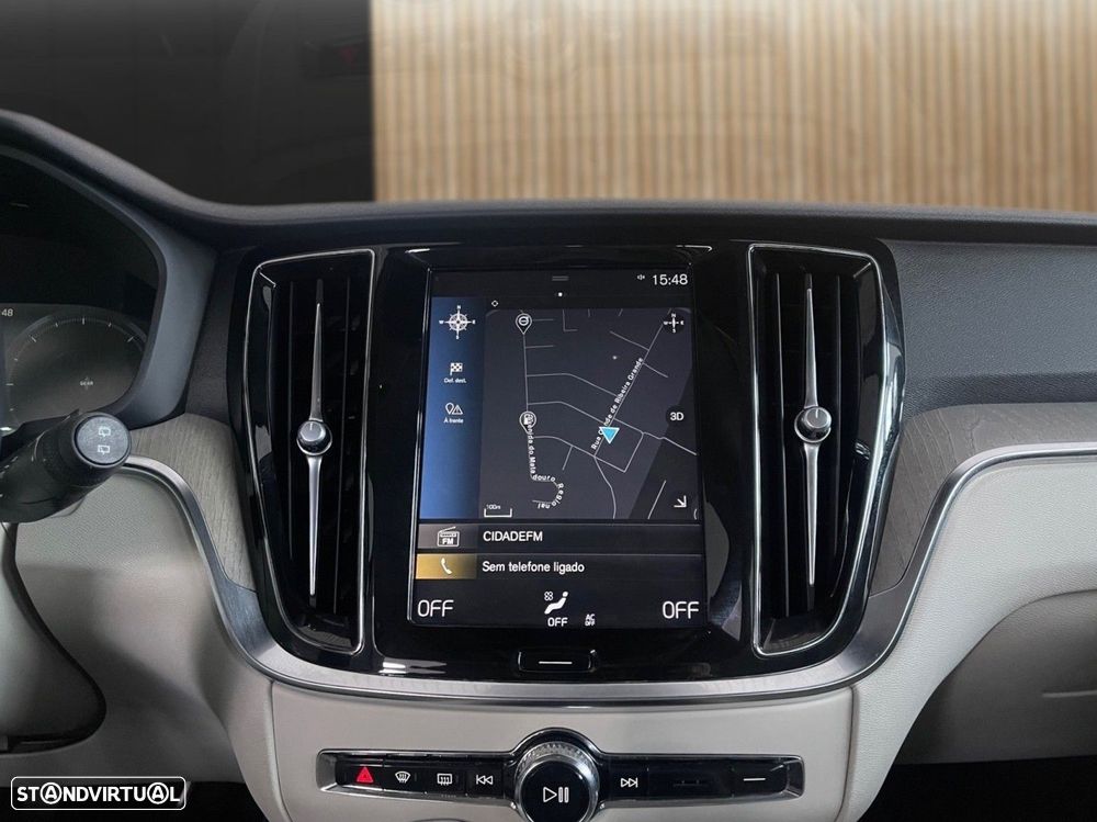 Volvo V60 2.0 D4 Inscription - 3