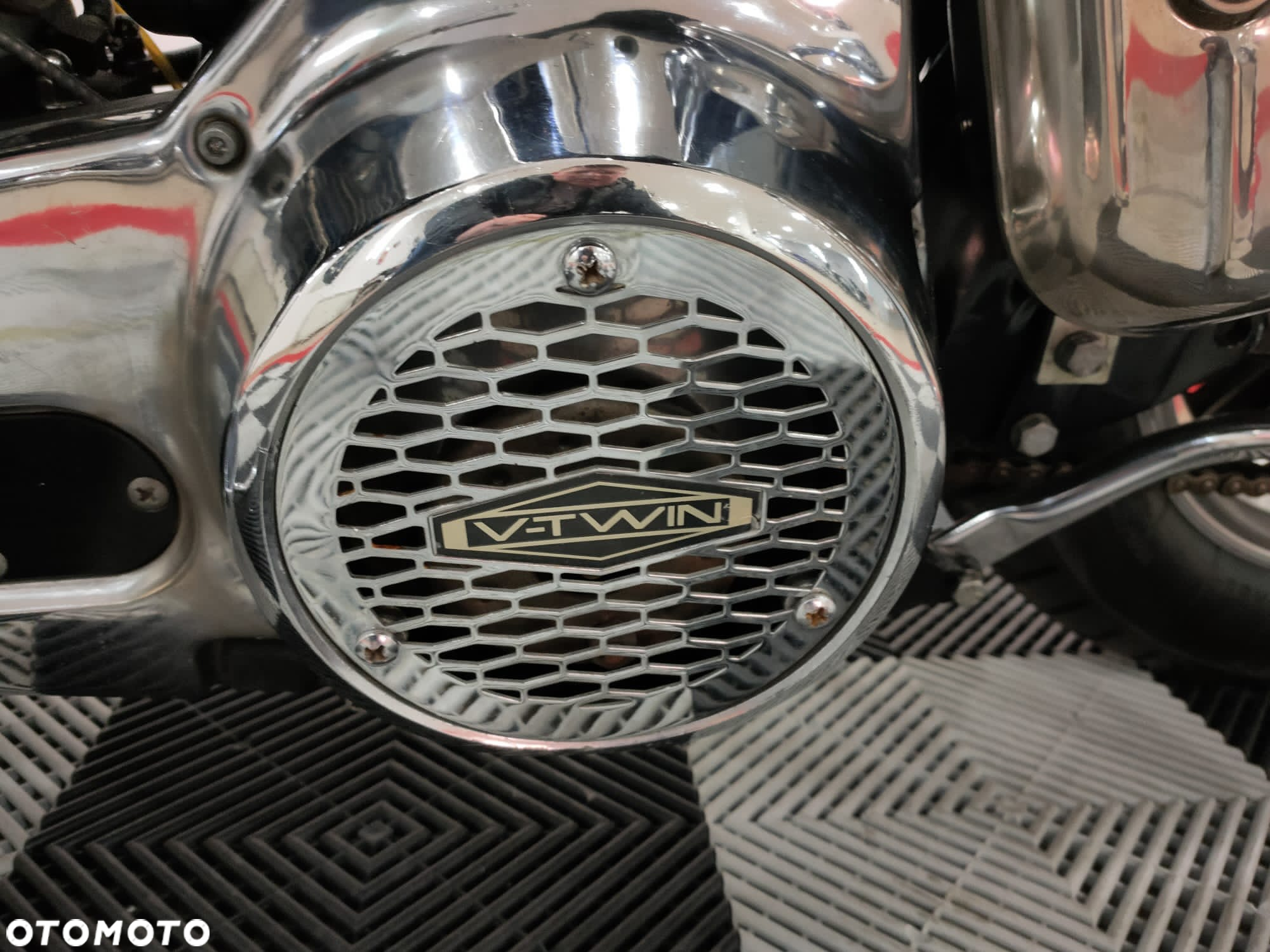 Harley-Davidson FLH Shovelhead - 7