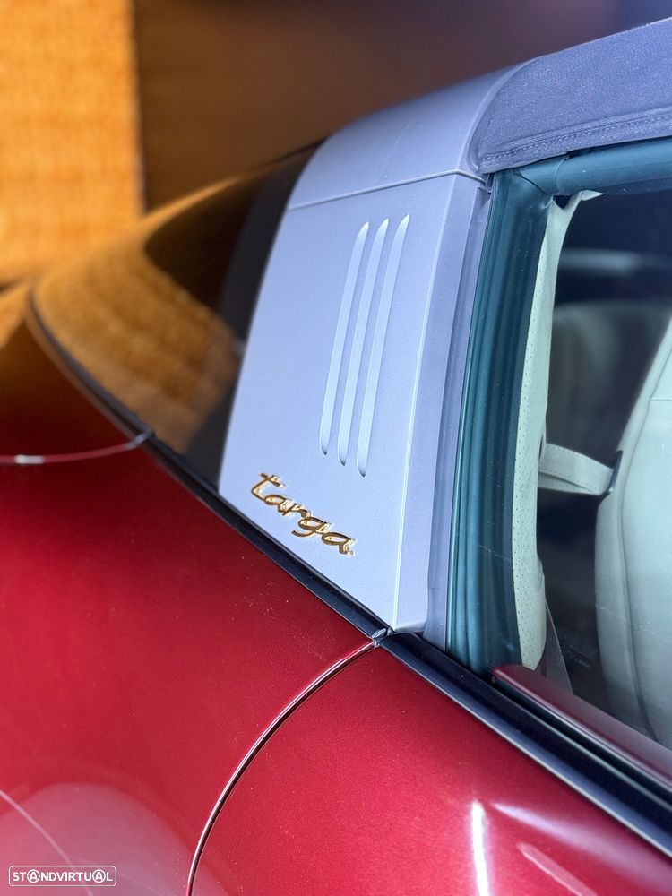 Porsche 911 (992) Targa 4S Heritage Design - 48