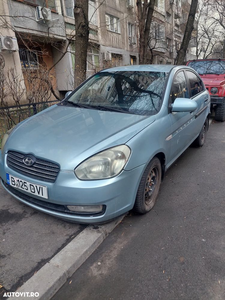 Hyundai Accent MC 1.5 CRDI 4DR GL COMFORT - 3