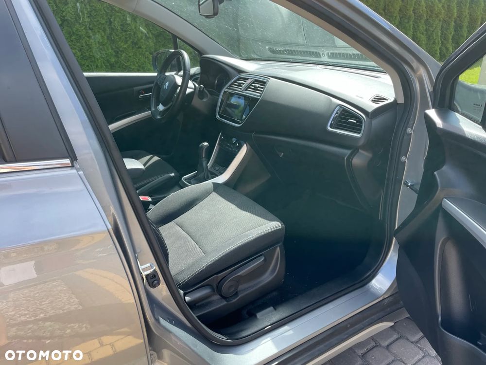 Suzuki SX4 S-Cross 1.0 T Premium - 15