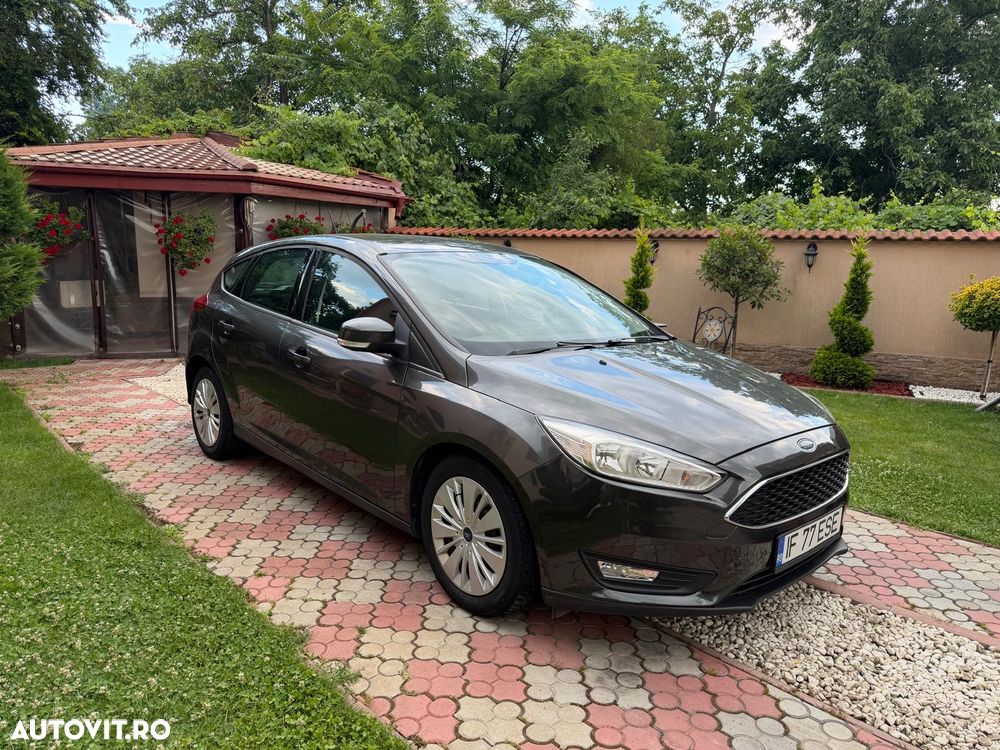 Ford Focus - 1