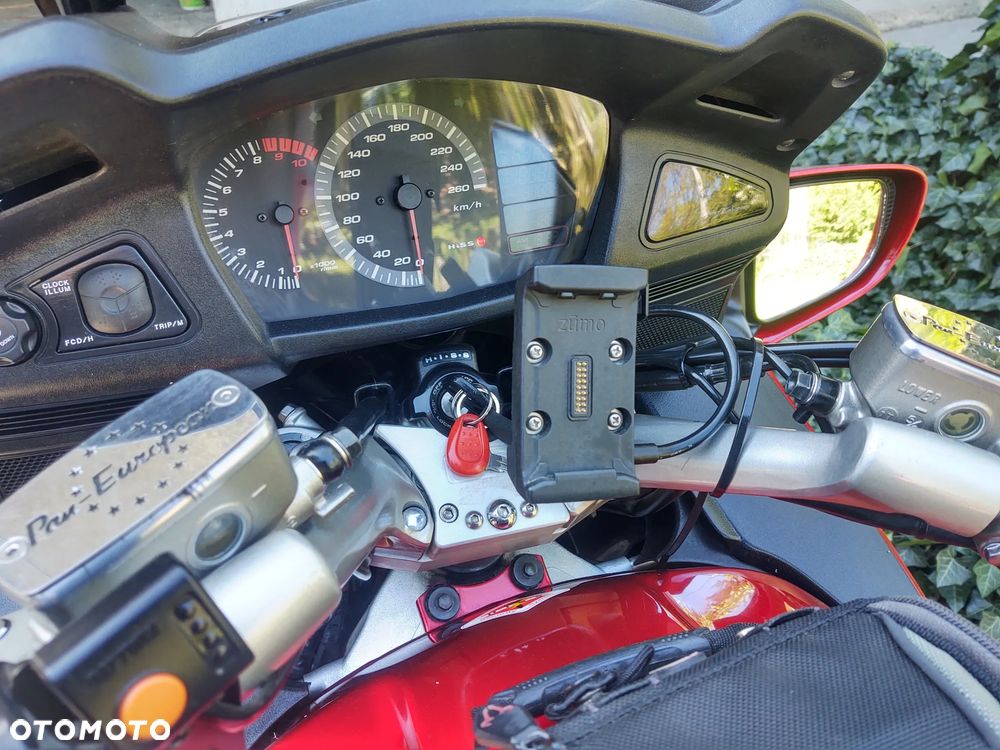 Honda ST - 2