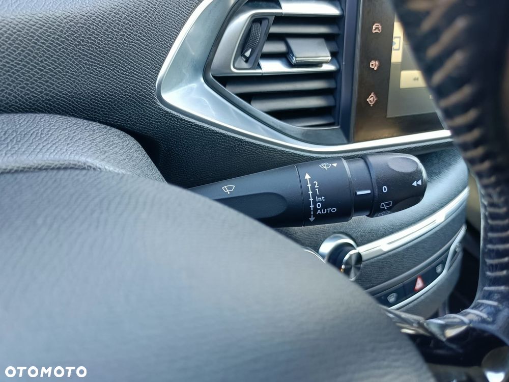 Peugeot 308 BlueHDi 120 Stop & Start GT-Line Edition - 24