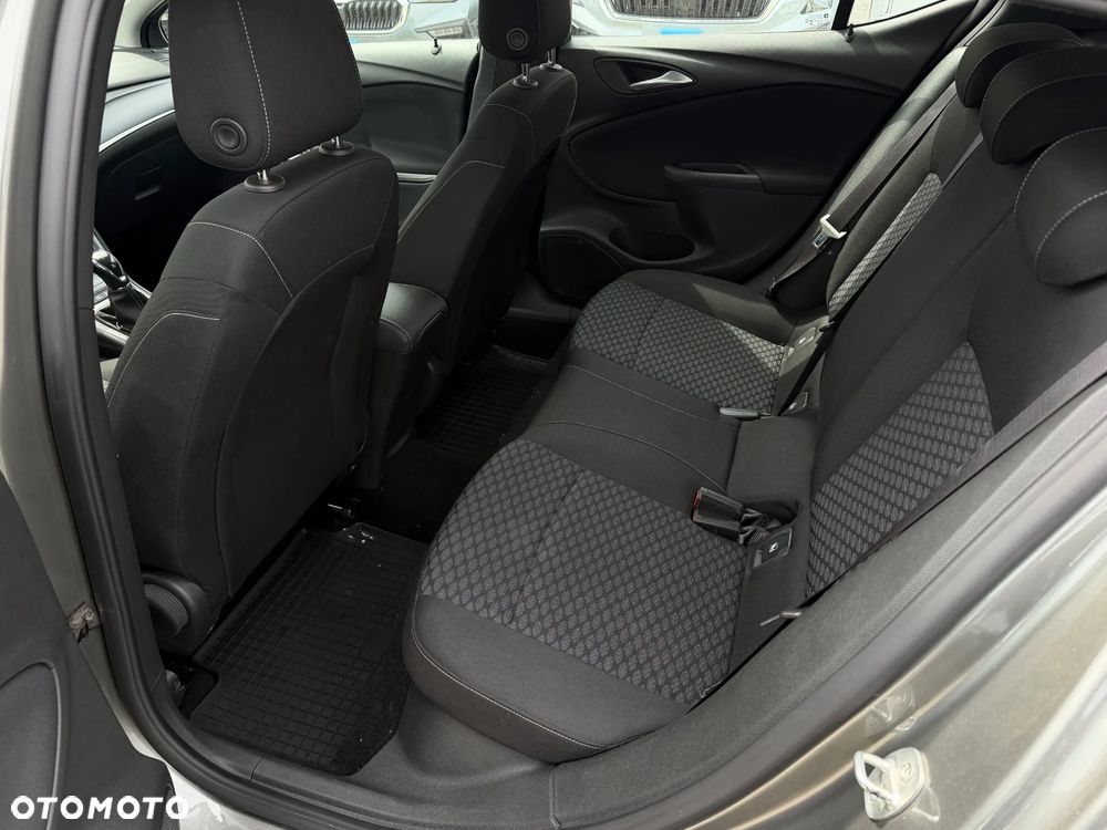 Opel Astra 1.2 T Business Elegance S&S - 13