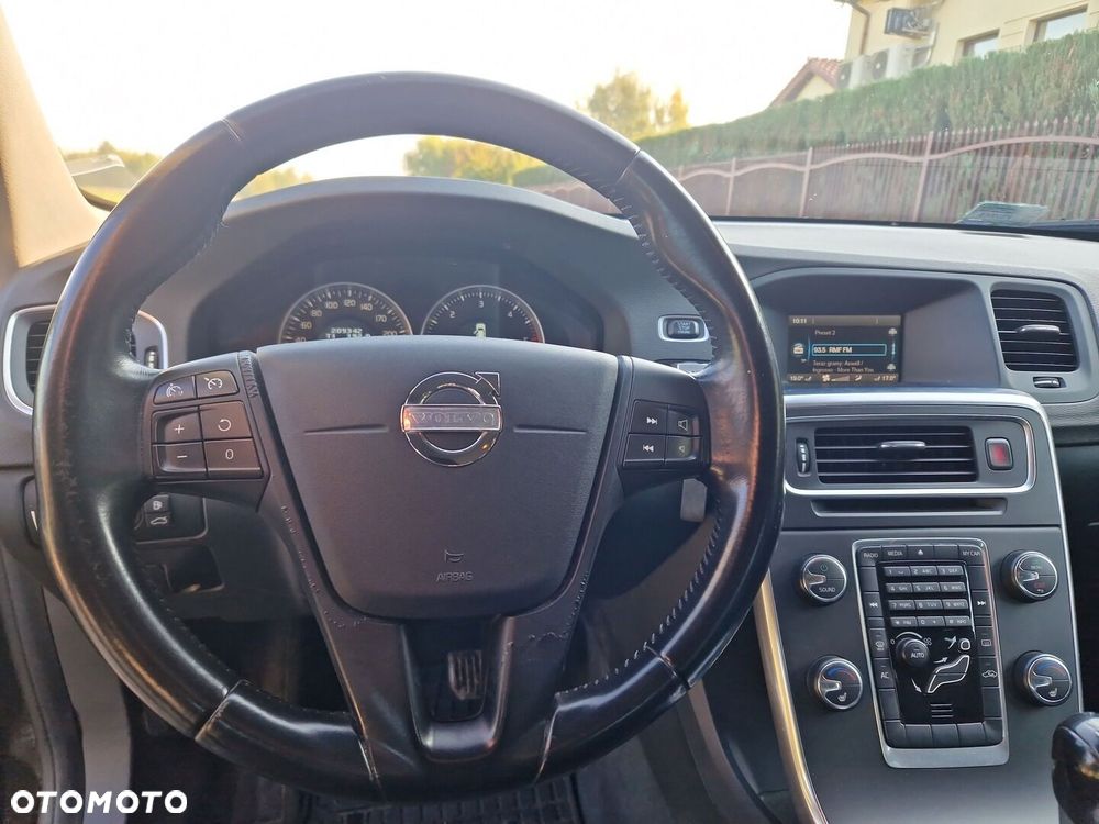 Volvo V60 D3 Kinetic - 11