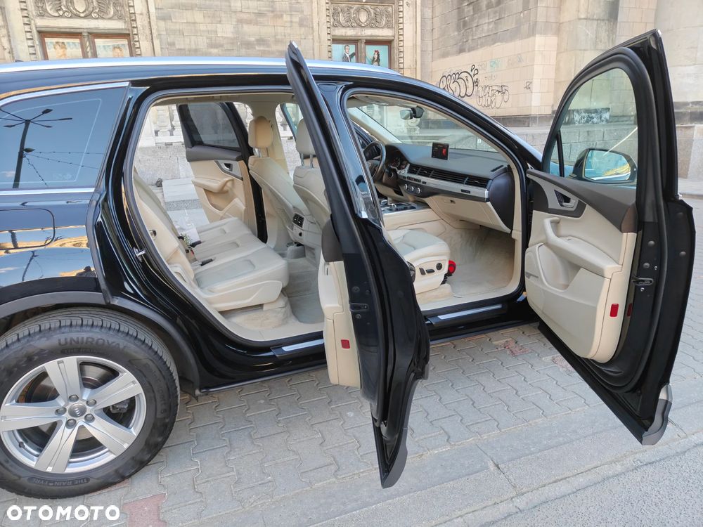 Audi Q7 - 40