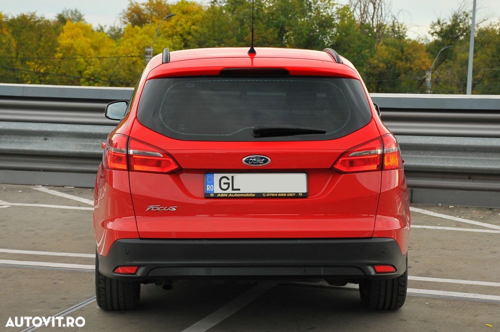 Ford Focus Turnier 1.5 EcoBlue Start-Stopp-System ST-LINE STYLE - 5