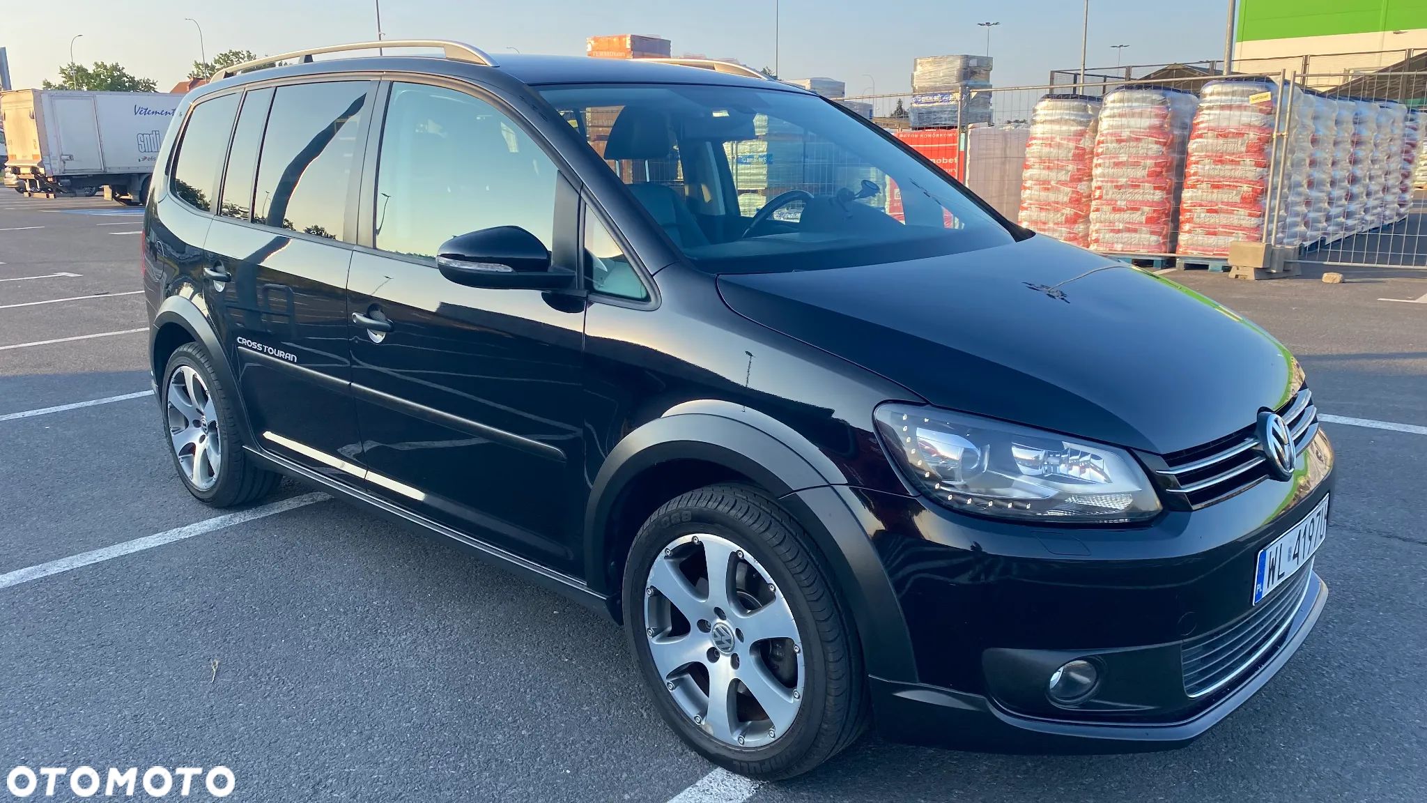 Volkswagen Touran 1.4 TSI Cross DSG - 1