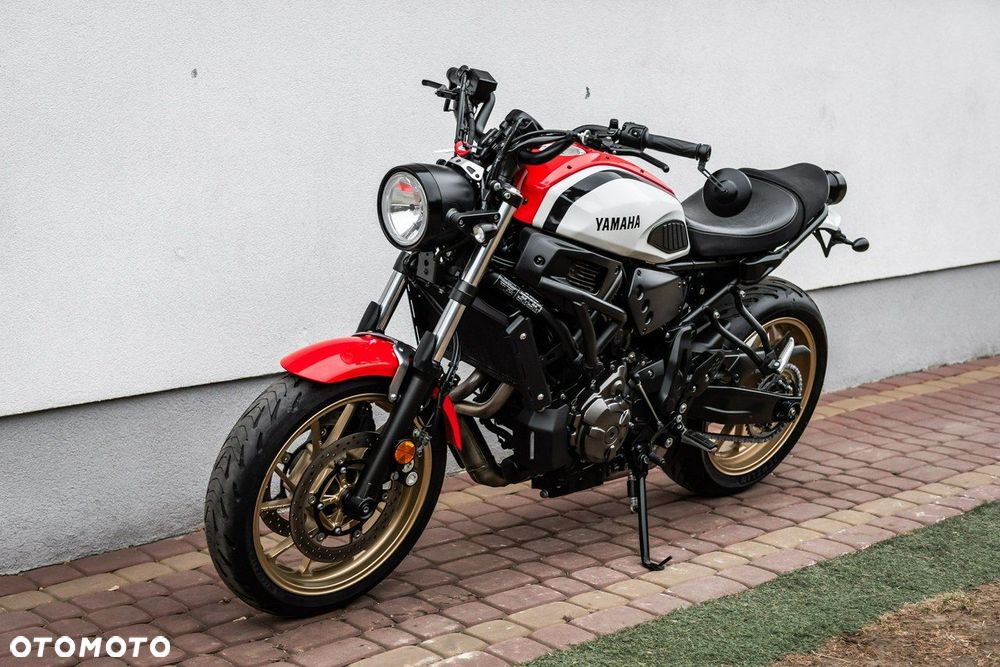 Yamaha XSR - 7