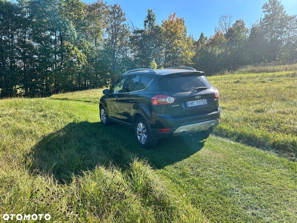 Ford Kuga - 1