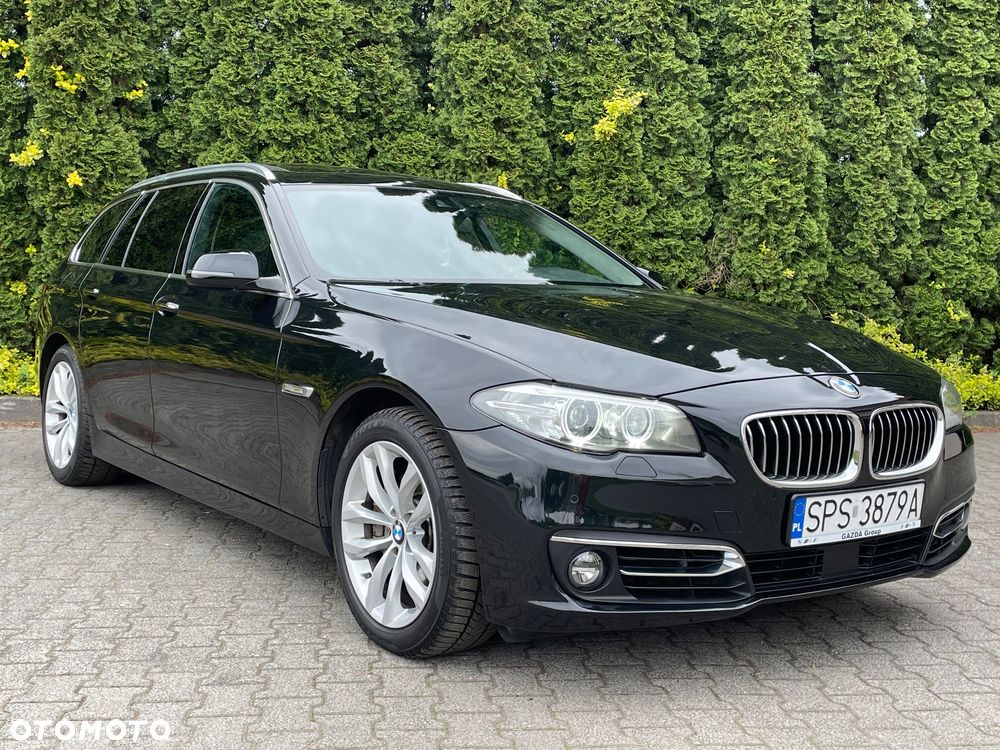 BMW Seria 5 530d xDrive Touring Luxury Line - 2