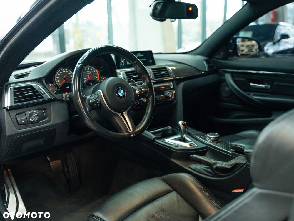BMW M4 Coupe DKG - 15