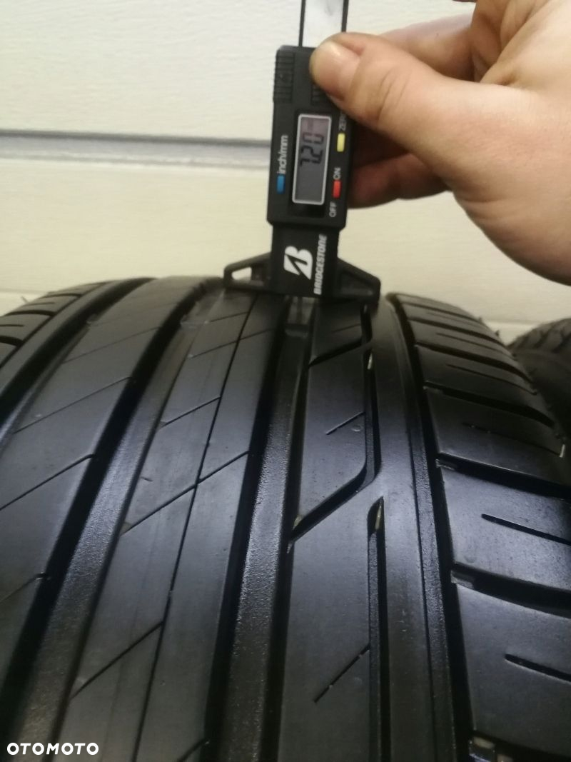 Opony letnie 215/50 R 18 Bridgestone Turanza T001 - 2