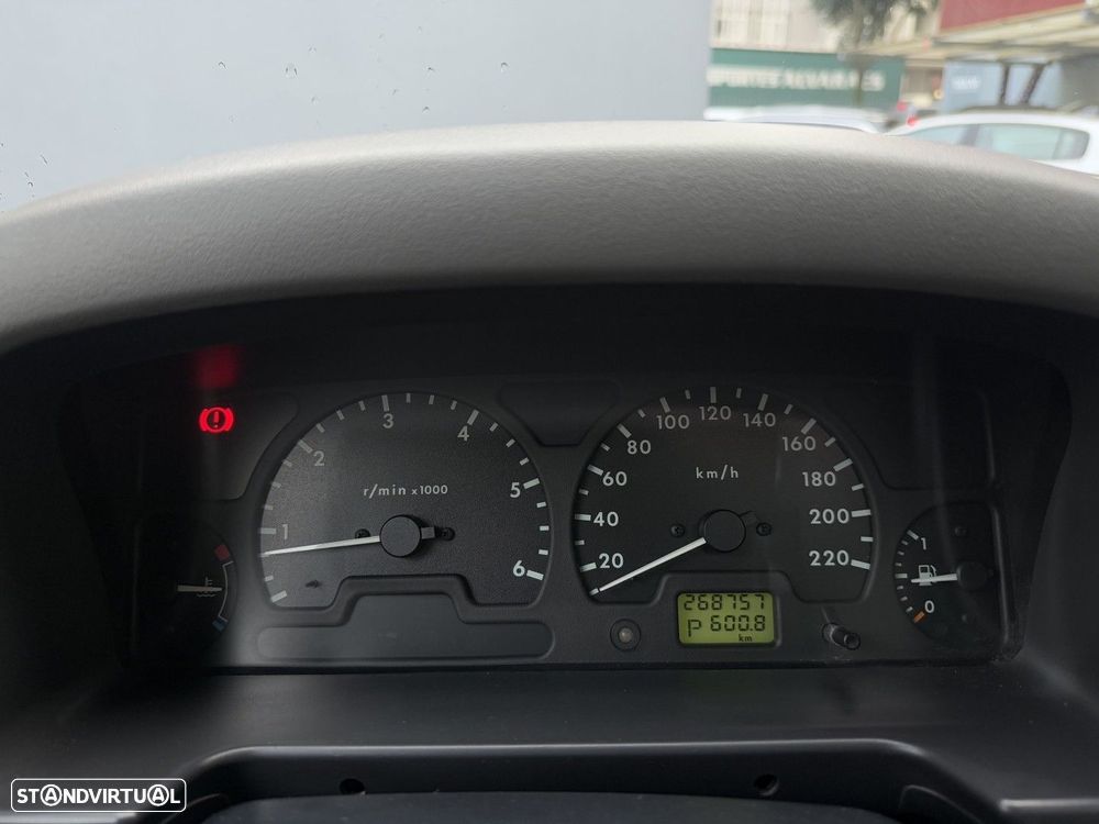 Land Rover Discovery - 33