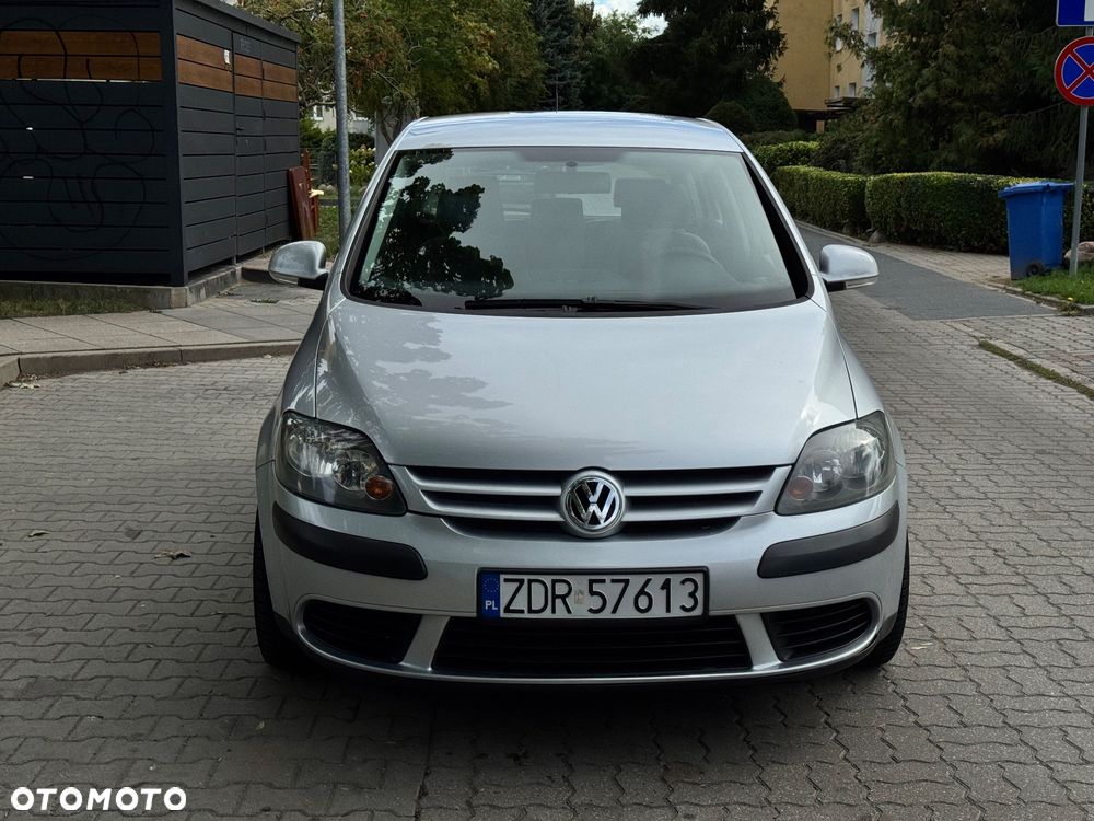 Volkswagen Golf Plus 1.6 FSI Comfortline - 2
