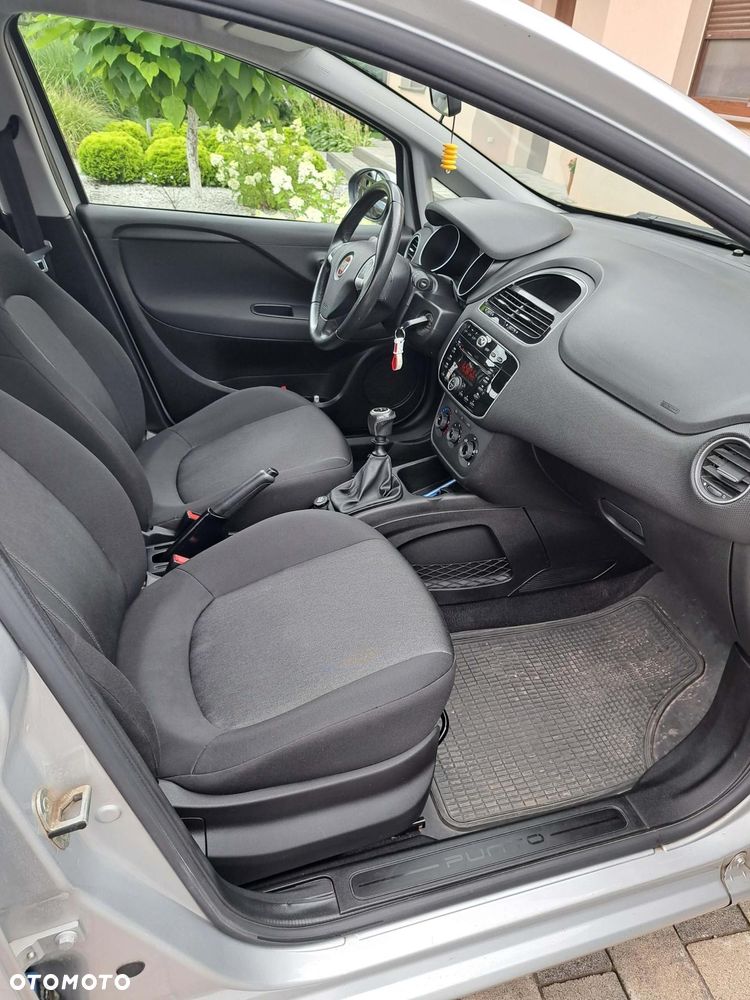 Fiat Punto 1.4 Easy S&S - 10
