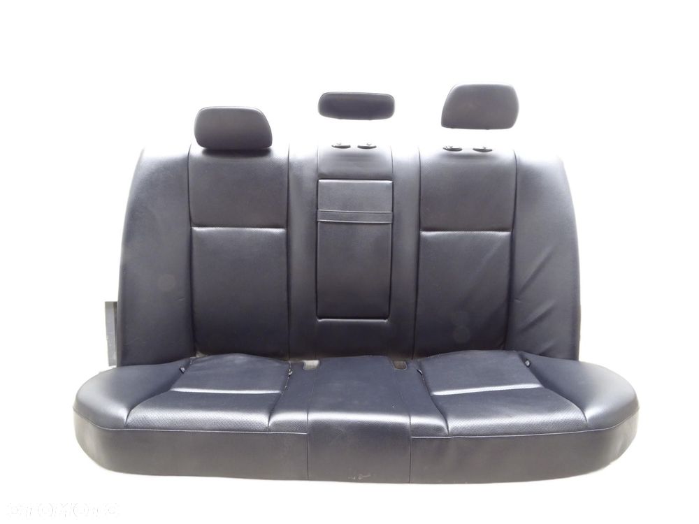 Kanapa oparcie sedan skóra czarna tył a2049200050 mercedes c180 w204 lift - 1