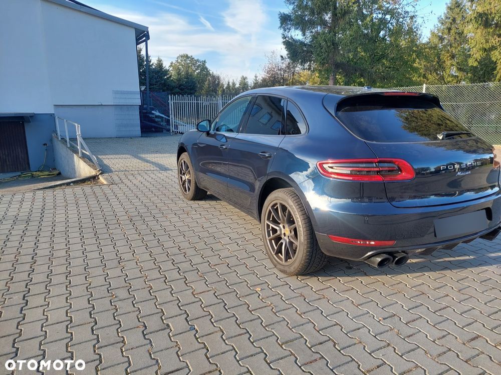 Porsche Macan Standard - 3