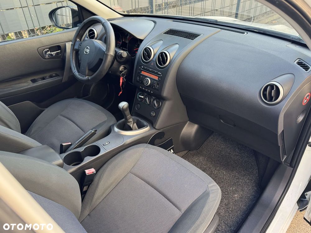 Nissan Qashqai 1.6 acenta - 21