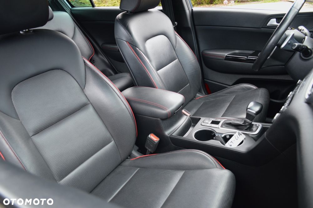 Kia Sportage 1.6 CRDI AWD DCT GT LINE - 30