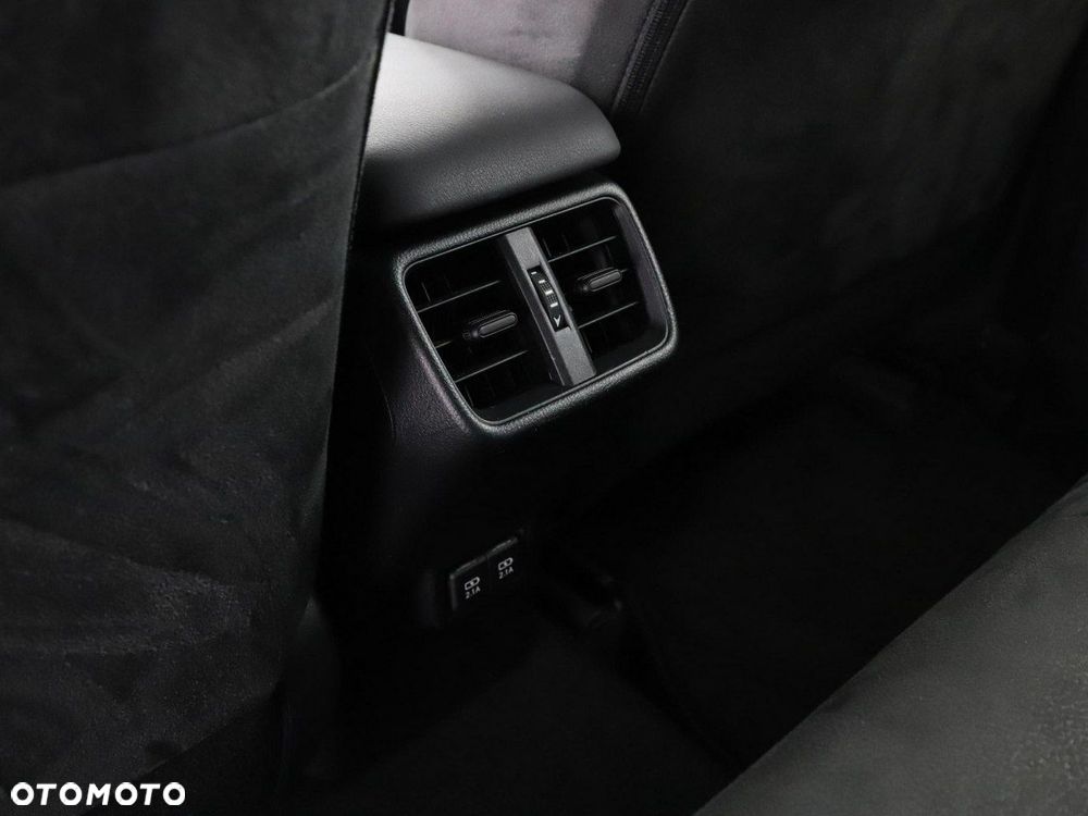 Lexus UX 250h Business Edition - 39