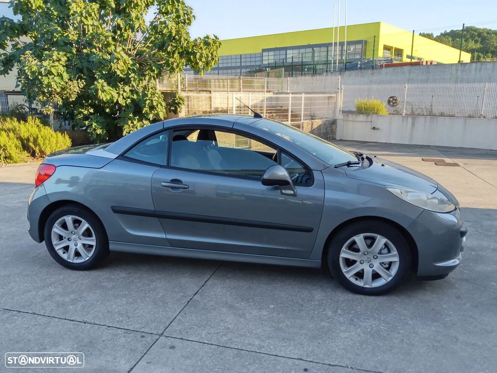 Peugeot 207 CC 1.6 16V - 2
