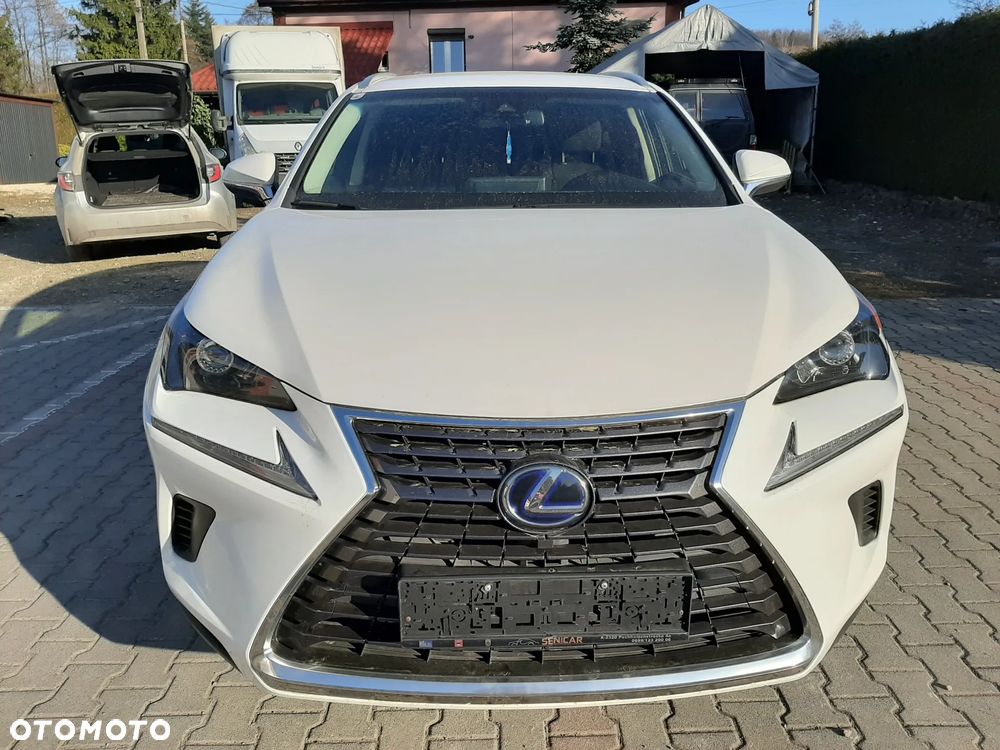 Lexus NX 300h Comfort AWD - 2