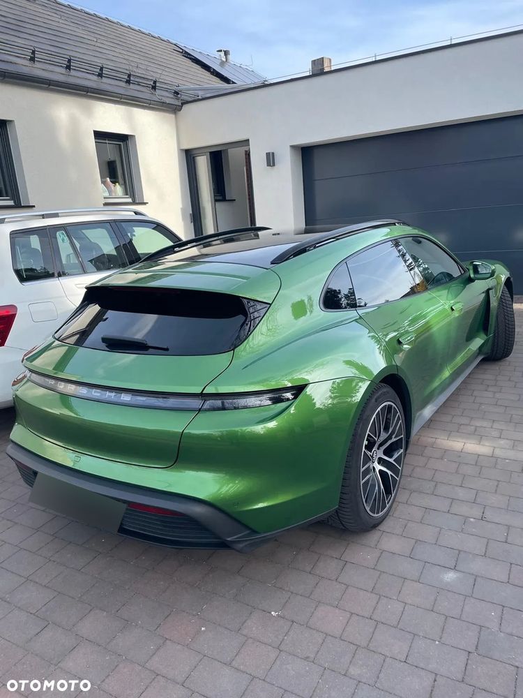 Porsche Taycan 4 Cross Turismo - 20
