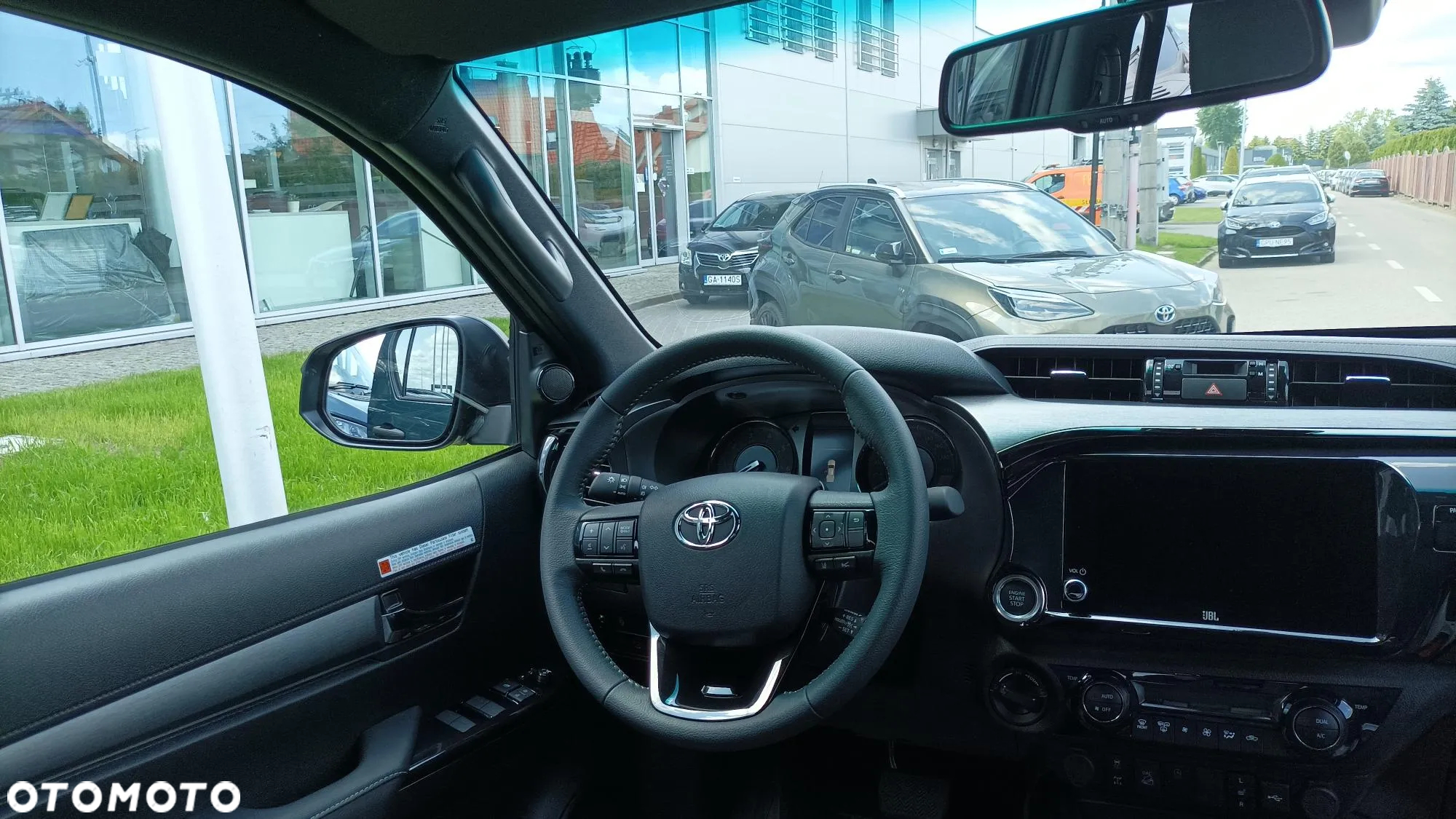 Toyota Hilux 2.8 D-4D Double Cab Invincible 4x4 - 28