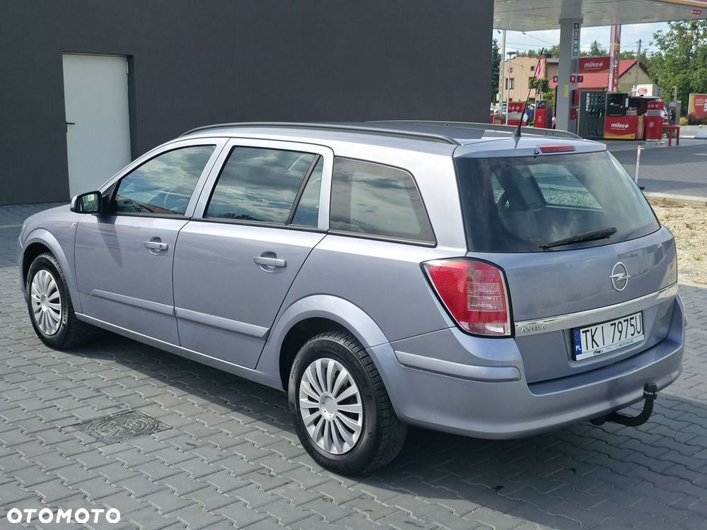 Opel Astra - 4