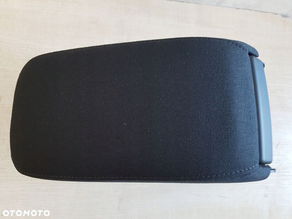 skoda superb ii podłokietnik stelaż podłokietnika klapka 3t0864207e ygp oe - 2