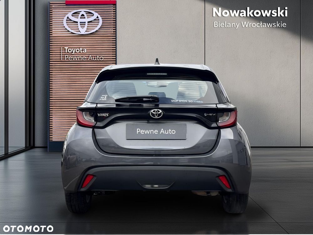 Toyota Yaris - 5