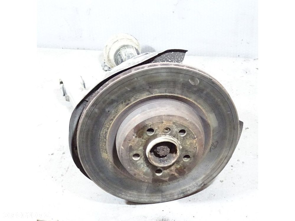 BMW 7 F01 F02 4.4 V8 PIASTA KOŁA WAHACZ TYŁ LEWA - 1