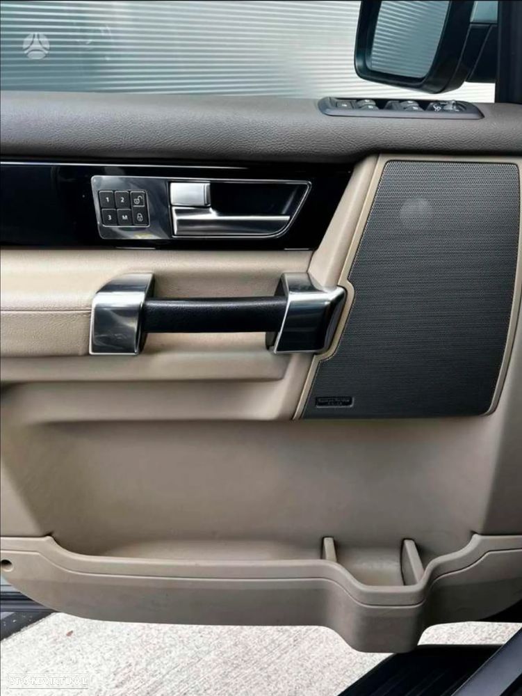 Land Rover Discovery 5.0 V8 HSE Luxury Edition - 12