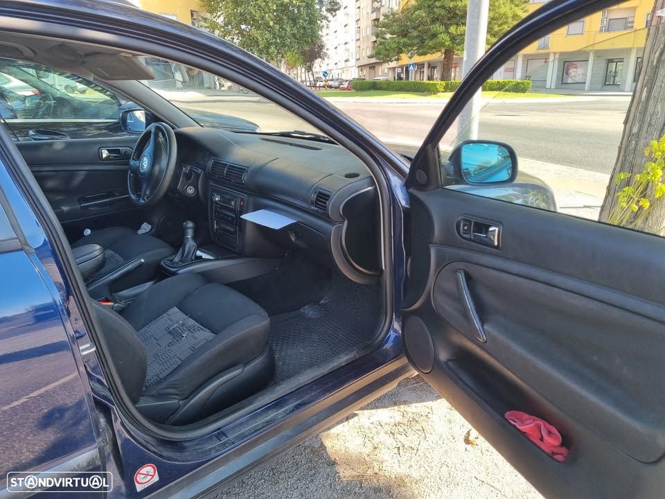 VW Passat Variant 1.9 TDi Confortline - 6