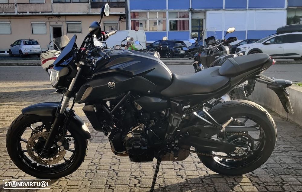 Yamaha MT-07 35 Kw (carta A2) - 2