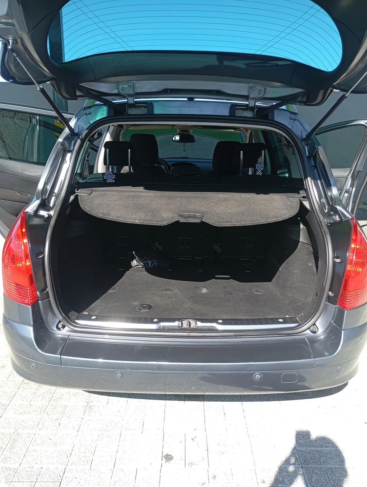 Peugeot 308 SW - 14