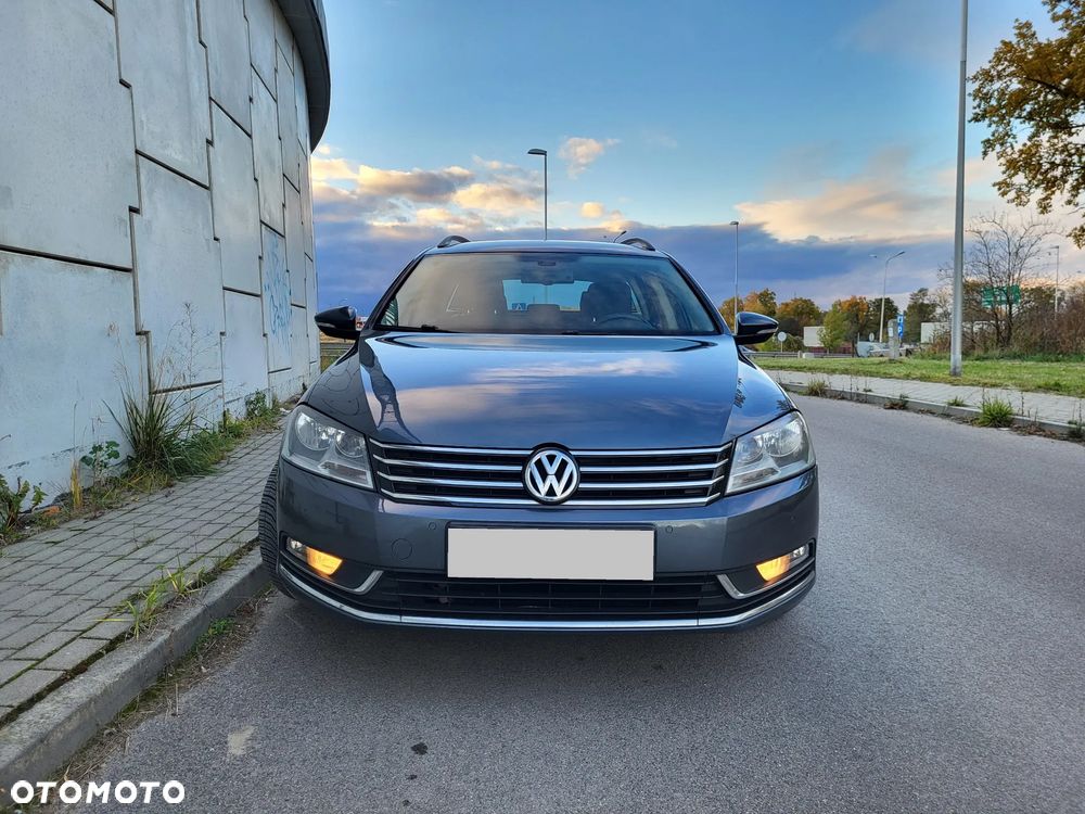 Volkswagen Passat - 2