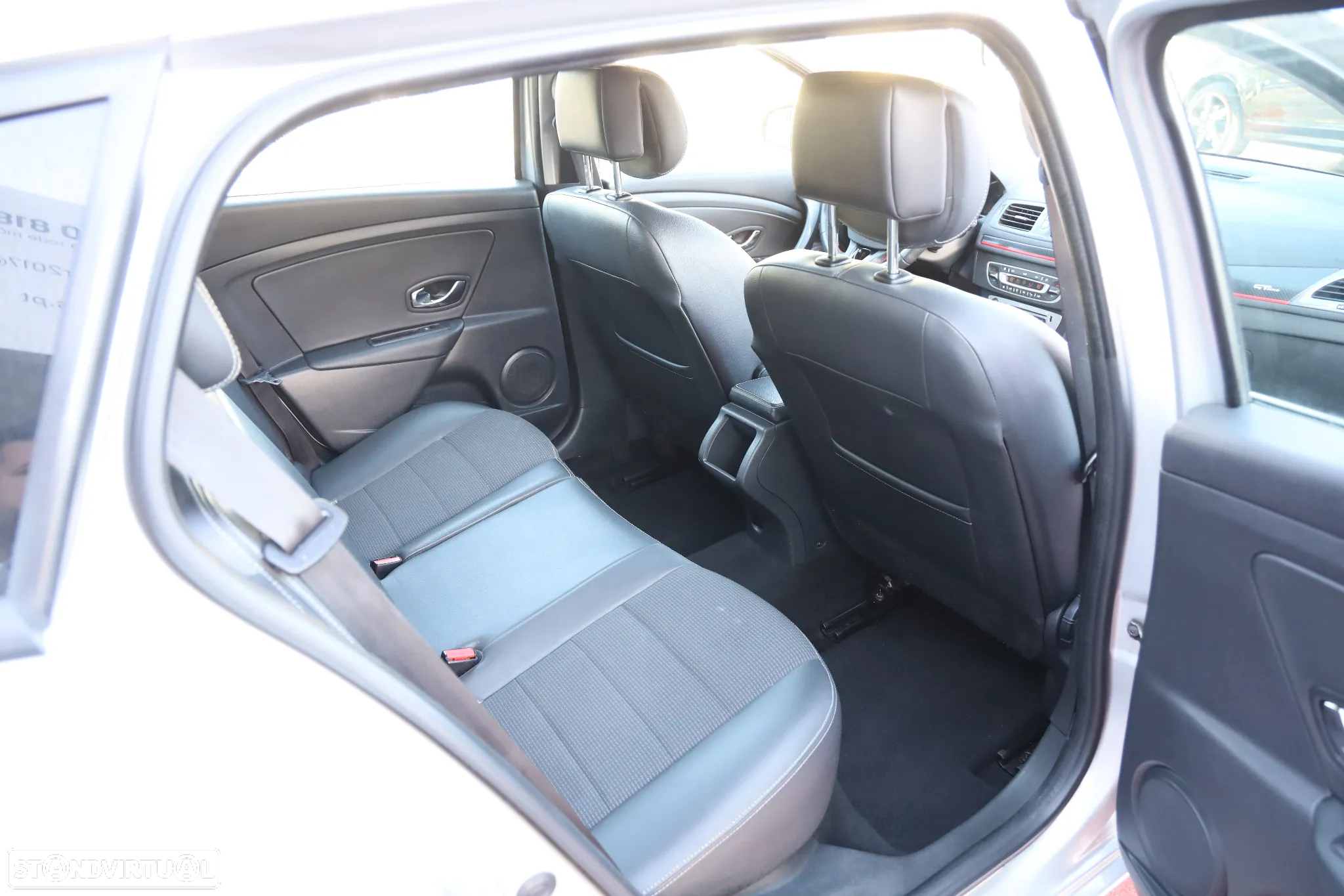 Renault Mégane Sport Tourer 1.6 dCi GT Line SS - 10