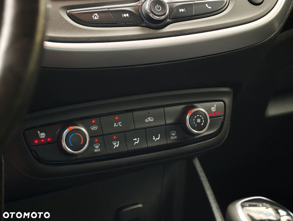 Opel Crossland X 1.2 Start/Stop 120 Jahre - 35