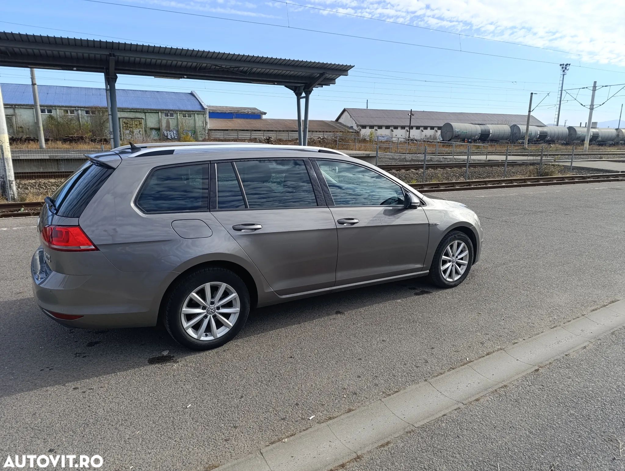 Volkswagen Golf 2.0 TDI BMT Highline - 1