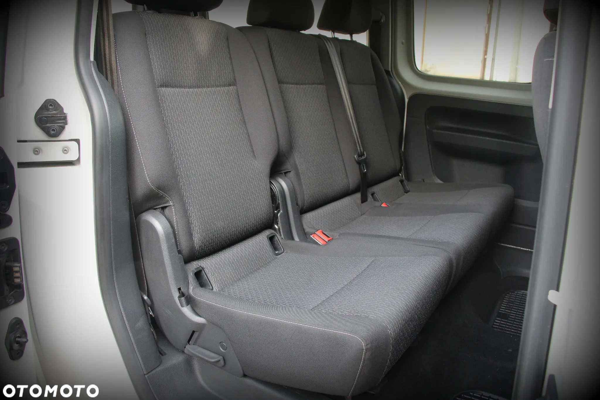 Volkswagen Caddy Maxi 2.0 TDI - 16