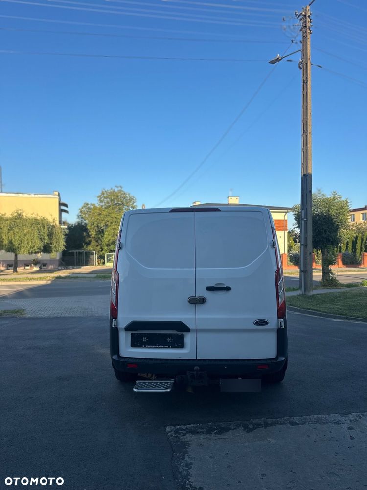 Ford Transit Custom 310 L2H1 Limited - 8