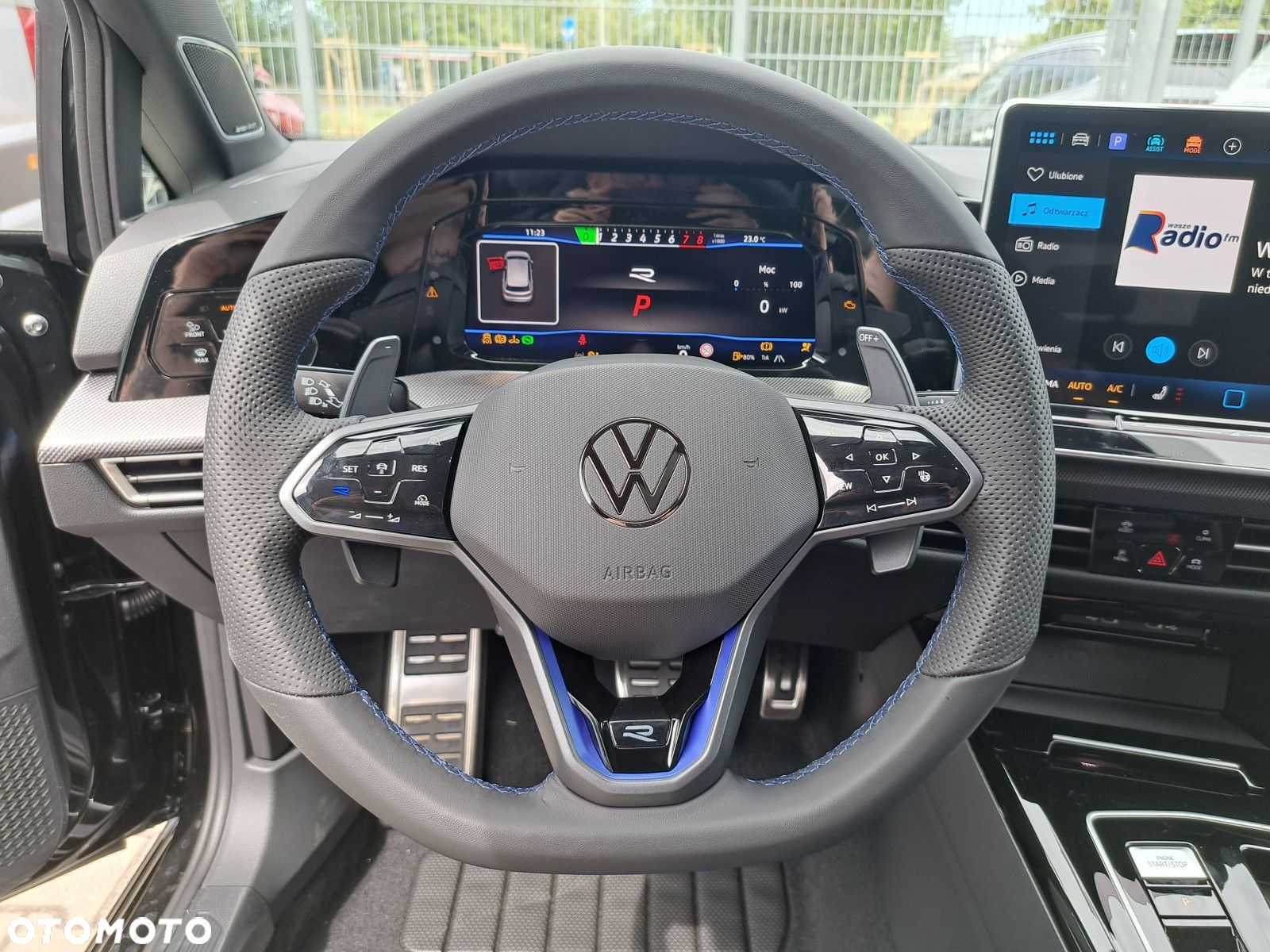 Volkswagen Golf - 16