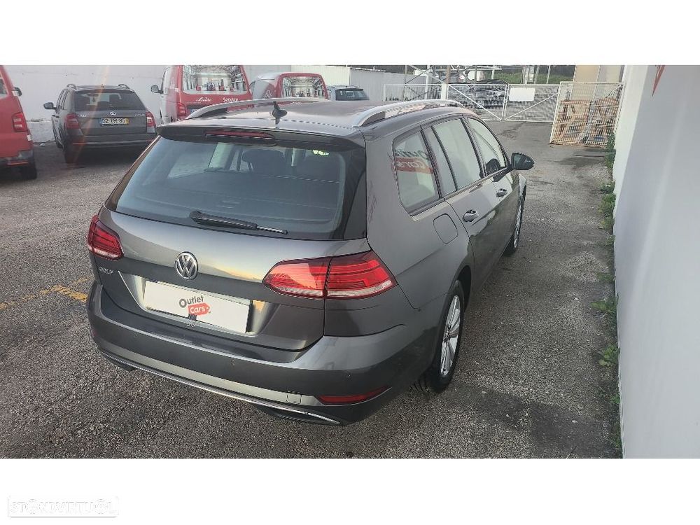 VW Golf Variant 1.6 TDi Confortline - 8